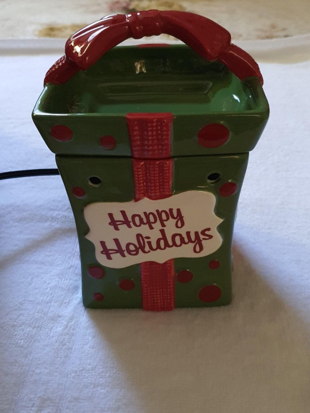 Scentsy All Wrapped Up Full Size Holiday Warmer Christmas Present Retired NIB